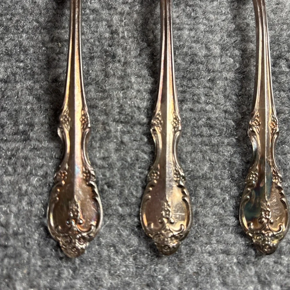 Rogers Bros Southern Splendor Silverplate Place Oval Soup Spoons Set of 3 6.75